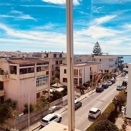 Apartment Europa37 *